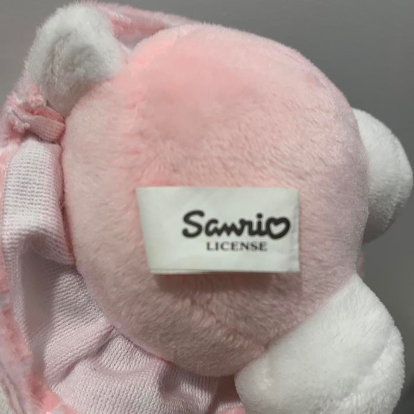 Hello Kitty Plush - Picture 6 of 7